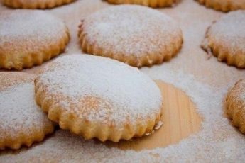 МОЛОЧНЫЕ КОРЖИКИ 4 МОЛОЧНЫЕ КОРЖИКИ