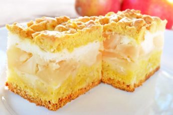 Как приготовить песочный пирог с яблоками