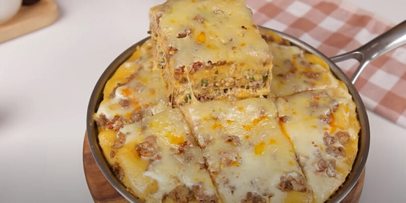 Это так вкусно, ? что я готовлю его минимум 3 раза в неделю! Домашняя лазанья на ужин! На тарелке ничего не останется! Делюсь вкусным рецептом