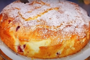 Все смешали и в духовку ??. Нежный и вкусный пирог за 25 минут ⏳