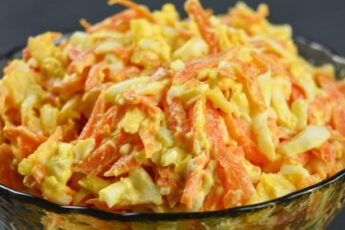 У вас есть две морковки? Быстрый вкусный салатик, который актуален в наше непростое время?