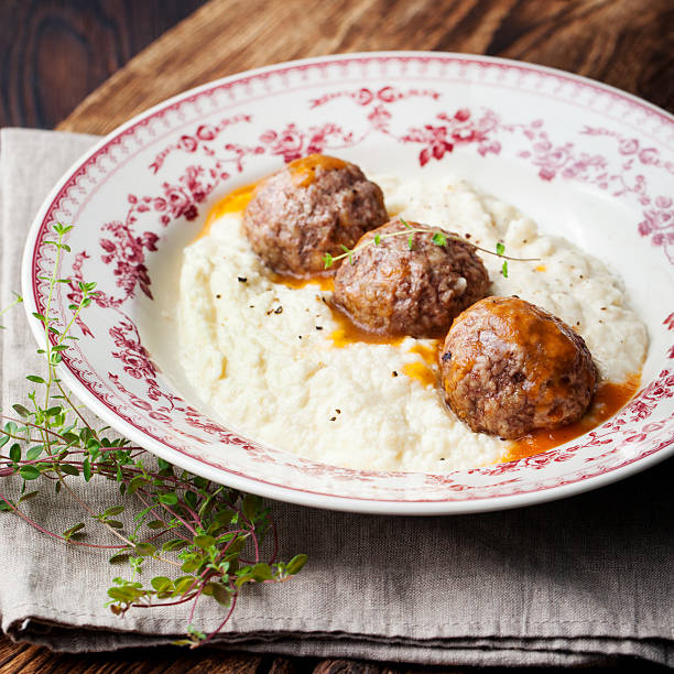 Больше никакого риса. Вкуснейшие тефтели в соусе по рецепту бабушки?