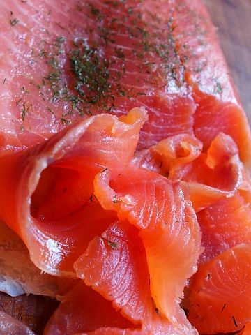 Самые актуальные три рецепта засолки вкусной красной рыбы