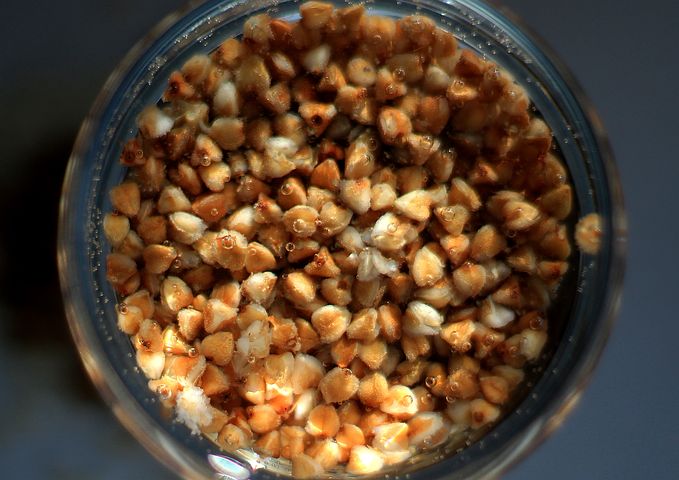 Несколько оптимальных рецептов гречки с разными гарнирами