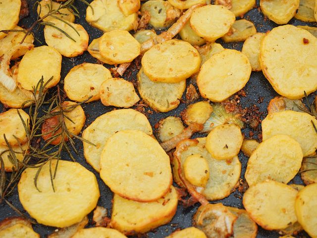 Способы жарки картофеля – ресторанные повара советуют