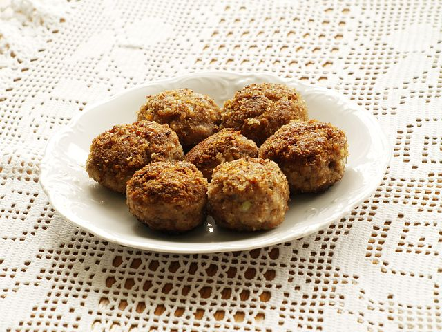 С помощью какого метода удается улучшить вкус рыбных котлет: три секрета бывалых хозяек