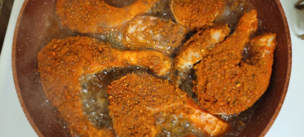 Если поджарить рыбу по этому рецепту, она выйдет вкуснейшая и ароматнейшая