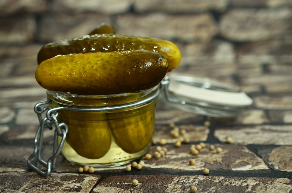 С какими огурцами вкус Оливье будет испорчен 12 С какими огурцами вкус Оливье будет испорчен