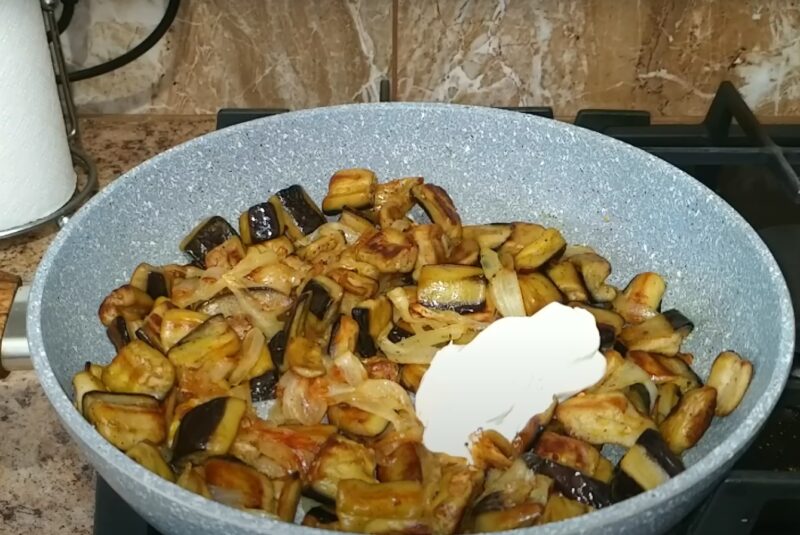 Как жарить баклажаны, чтобы они не впитывали масло. По этому рецепту баклажаны вкуснее грибов и мяса 4 Как жарить баклажаны, чтобы они не впитывали масло. По этому рецепту баклажаны вкуснее грибов и мяса