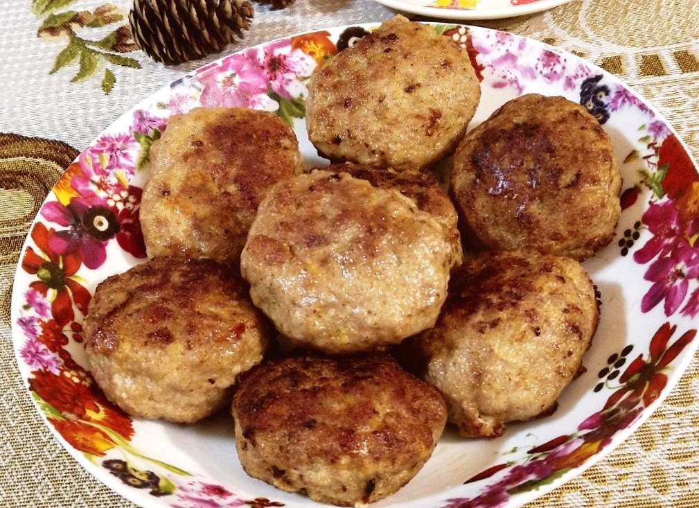Сестра из Германии рассказала рецепт вкусных котлет. «Немецкие» котлеты в нашей семье полюбили все 4 Сестра из Германии рассказала рецепт вкусных котлет. «Немецкие» котлеты в нашей семье полюбили все