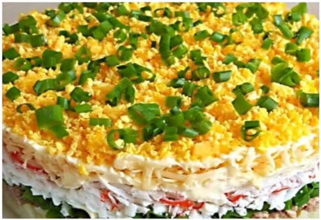 Всеми любимый салат «Аристократ» на праздничный стол: вкусно, ярко, празднично